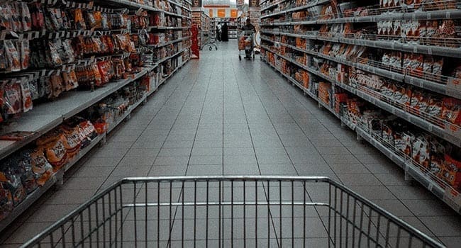 Grocers move away from ‘hero pay’ model for staff Grocers move away from ‘hero pay’ model for staff
